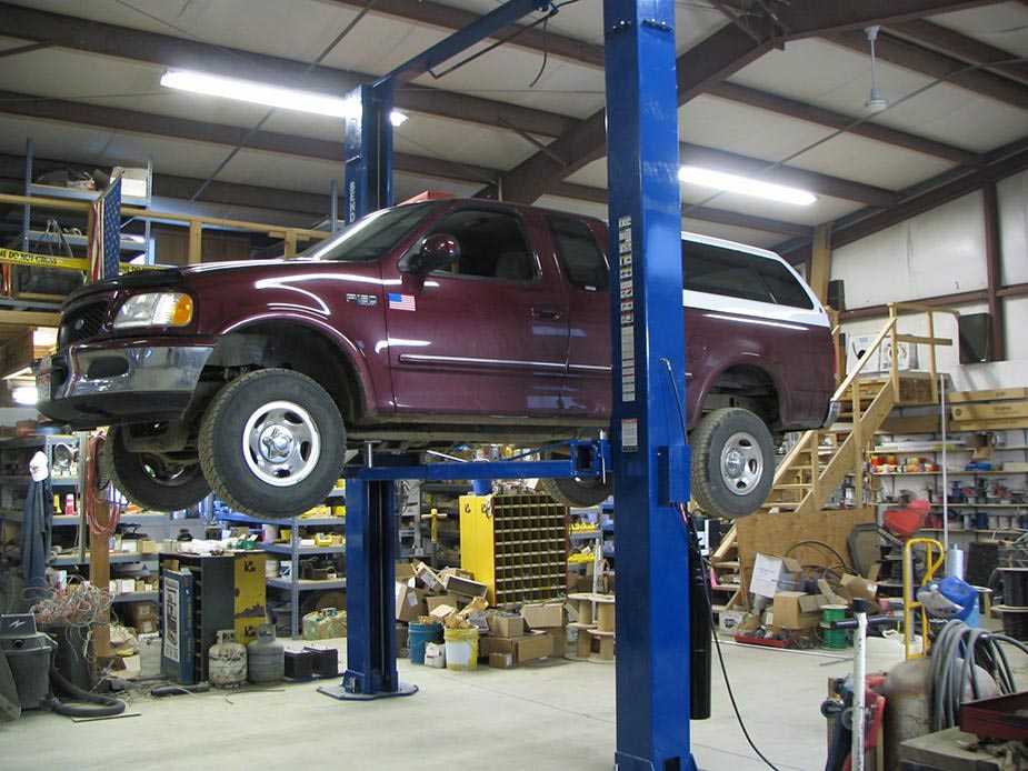 Change oil on car lift